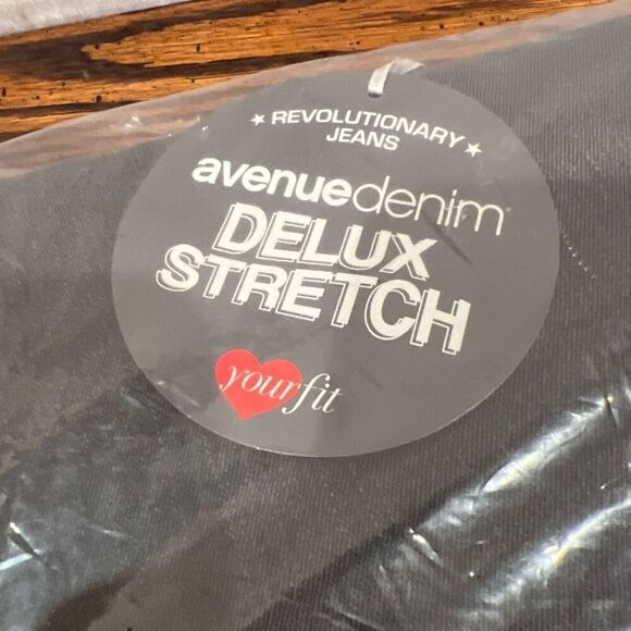 Avenue Dulux Stretch Gray Denim Straight Jeans 32P NWT - Picture 2 of 4